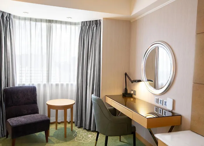 By Ihg