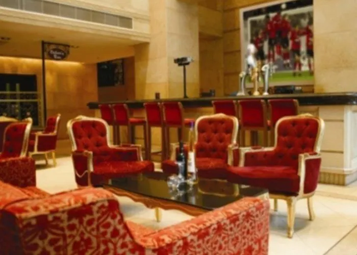 By Ihg